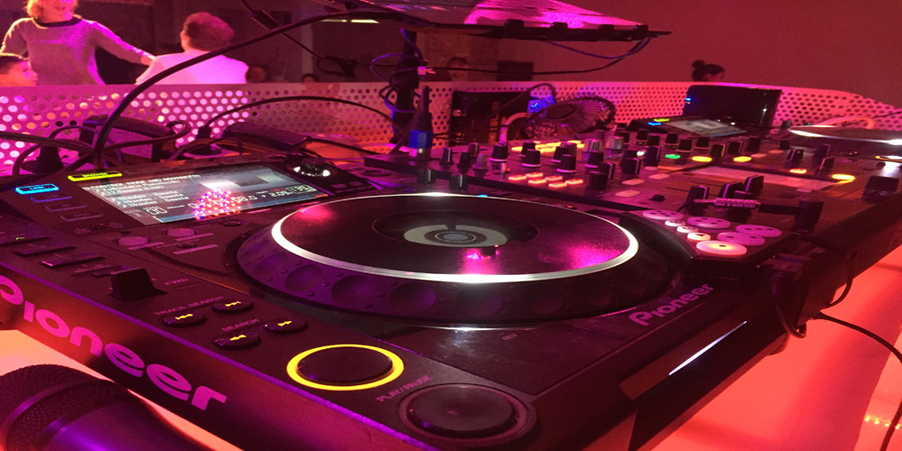 Mobile DJ